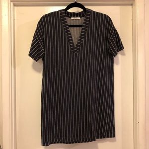 **LAST CHANCE** Zara Tunic Pinstriped V-neck Dress